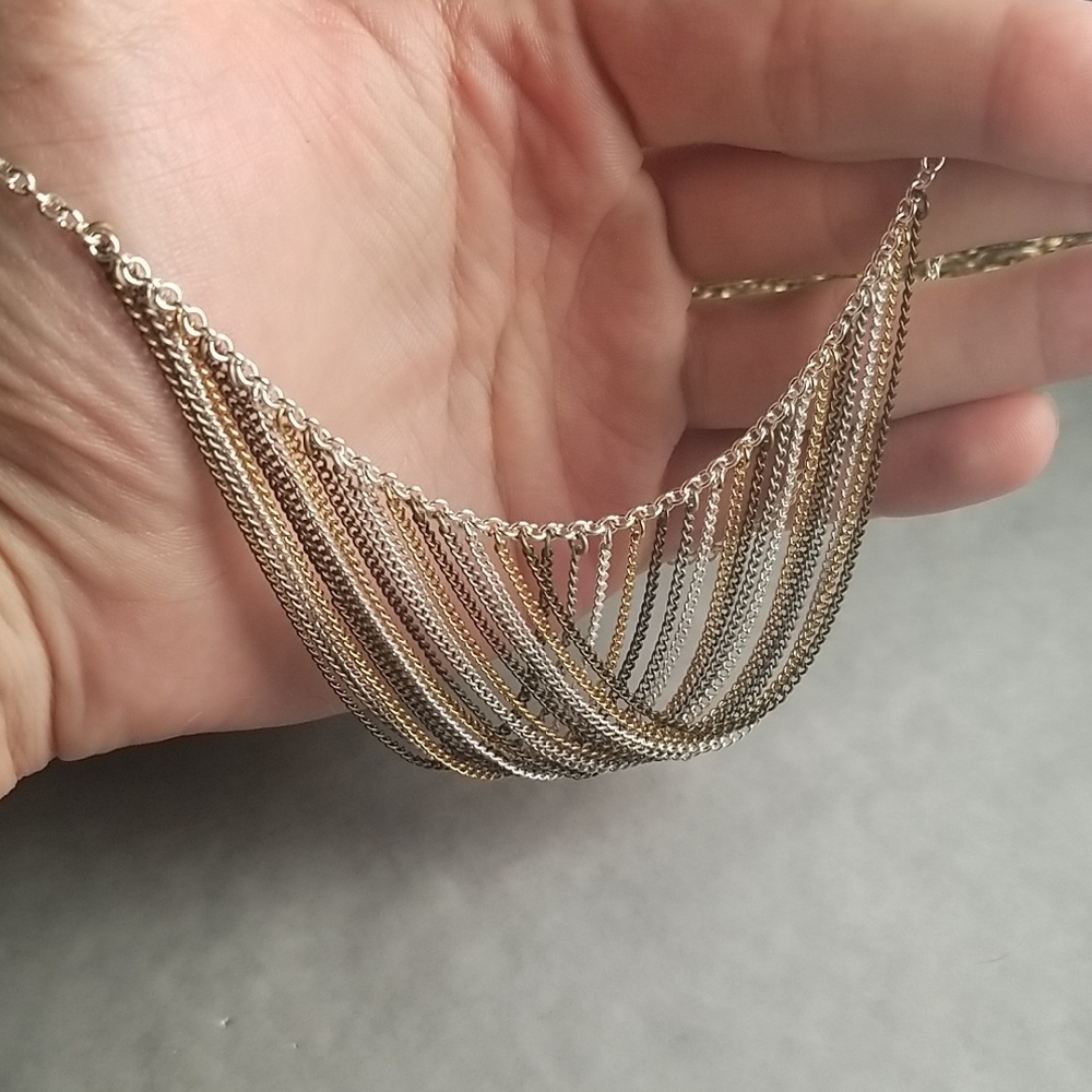 Chic Two-Tone Chain Necklace - Picture 5 of 5